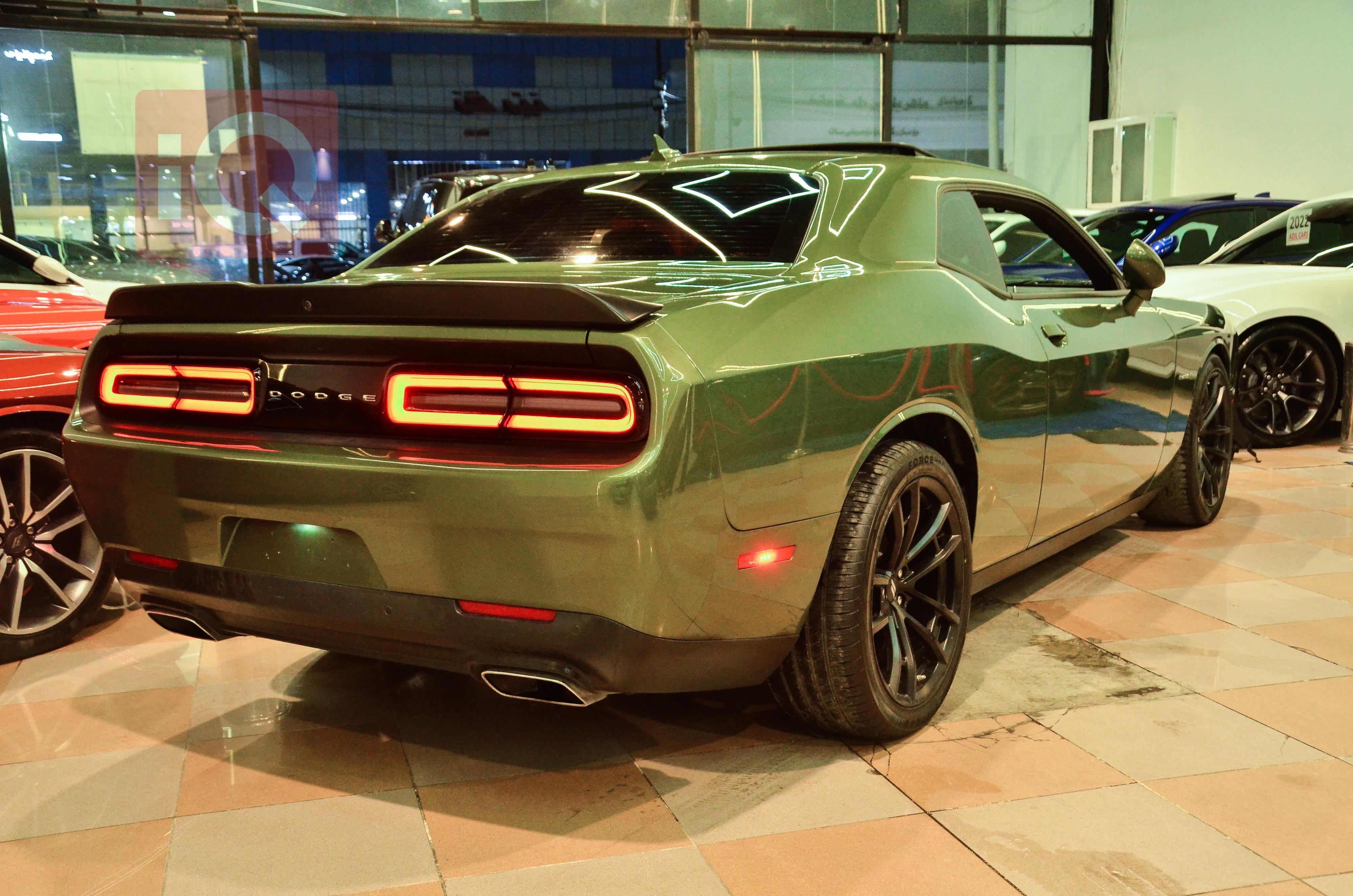 Dodge Challenger